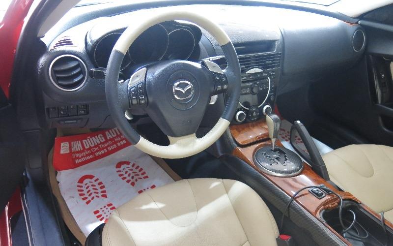 Nội thất xe Mazda RX-8