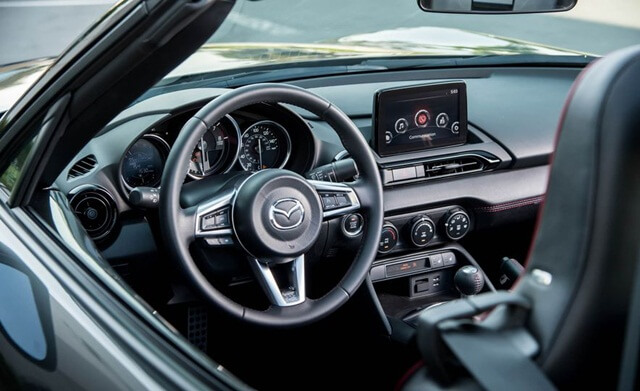 Nội thất Mazda MX-5