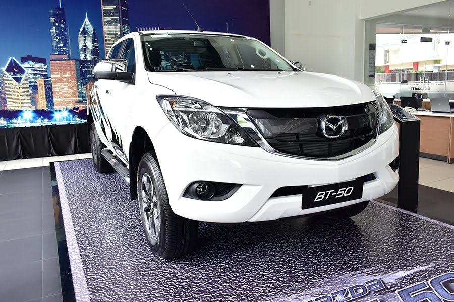 gia xe mazda
