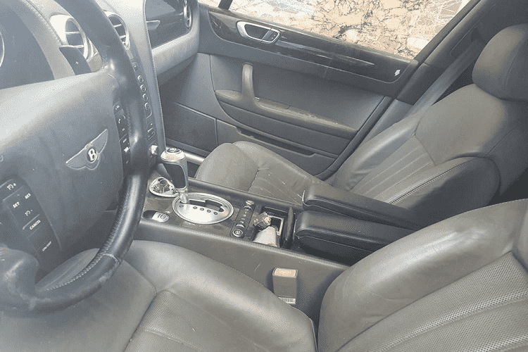 Bentley Continental Flying Spur 