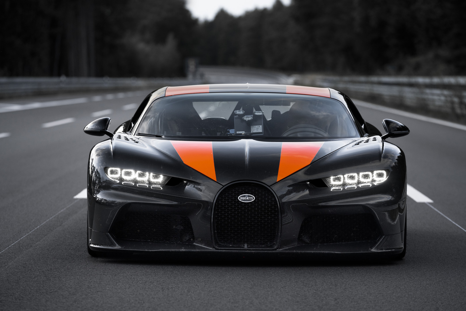 Bugatti Super Sport 300+
