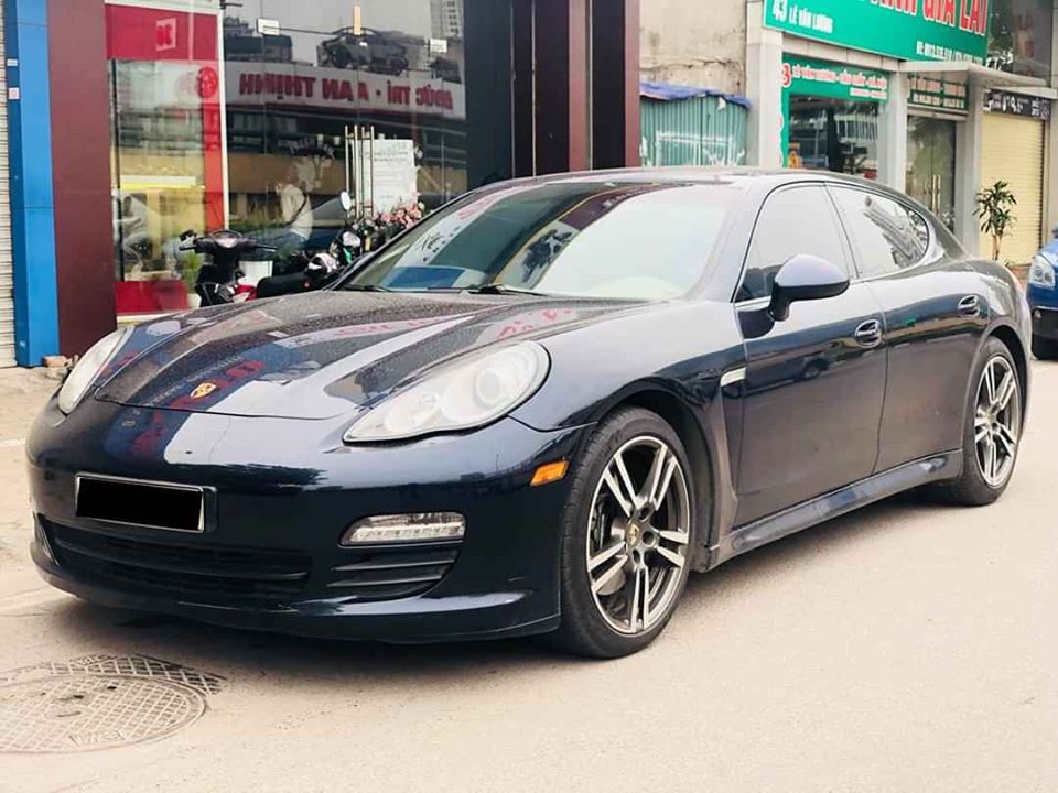 Porsche Panamera 