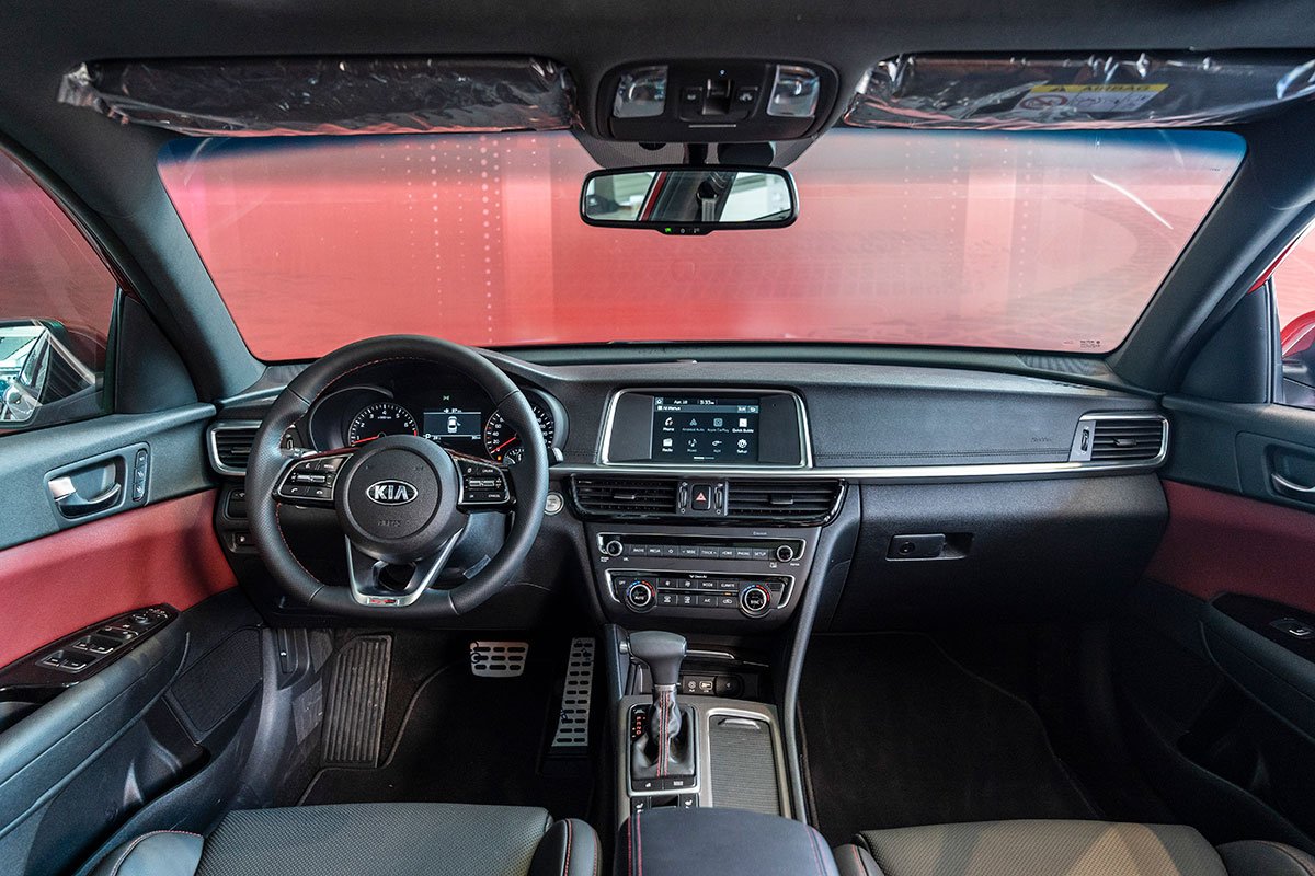 Nội thất xe KIA Optima 2020