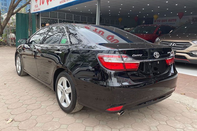 Toyota Camry 2017
