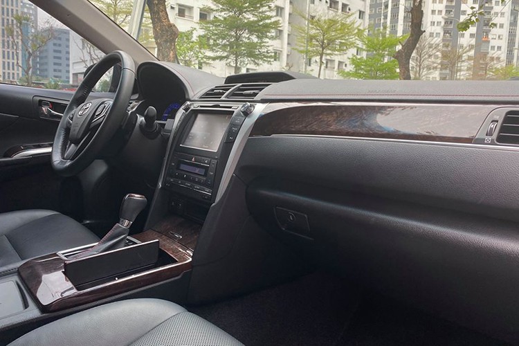 Toyota Camry 2017