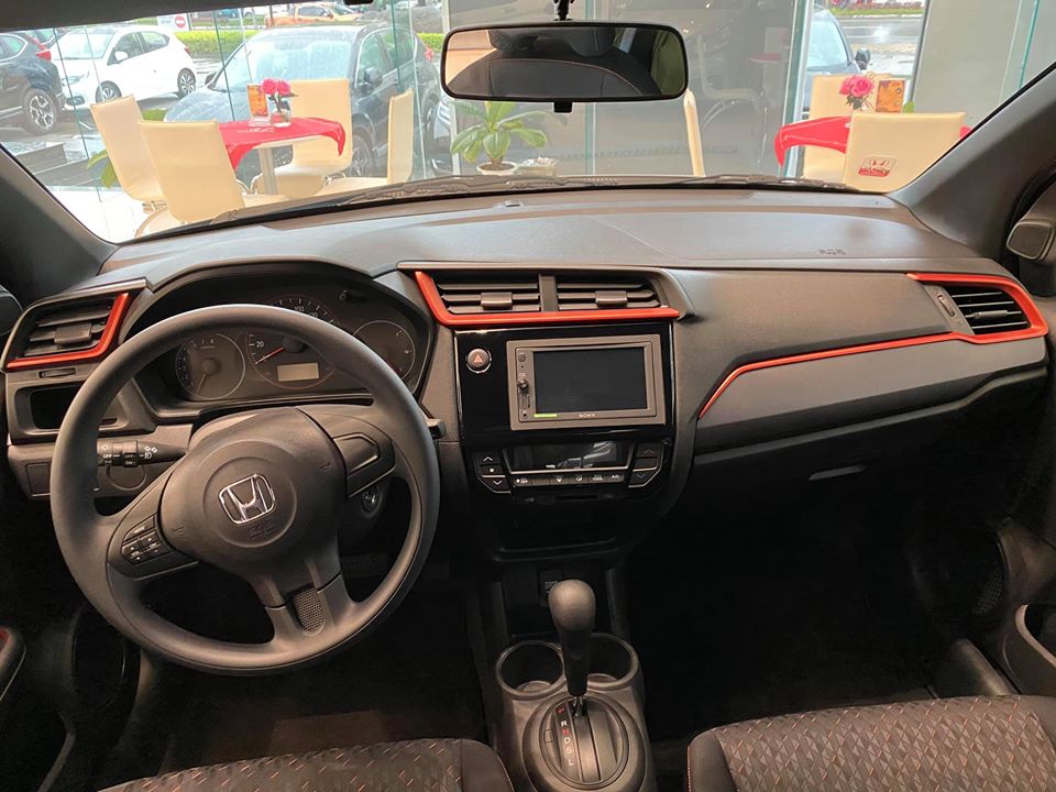 Nội thất xe Honda Brio 2020