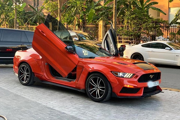 Ford Mustang 