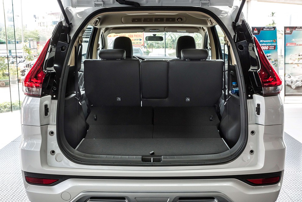 Khoang hành lý xe Mitsubishi Xpander 2020