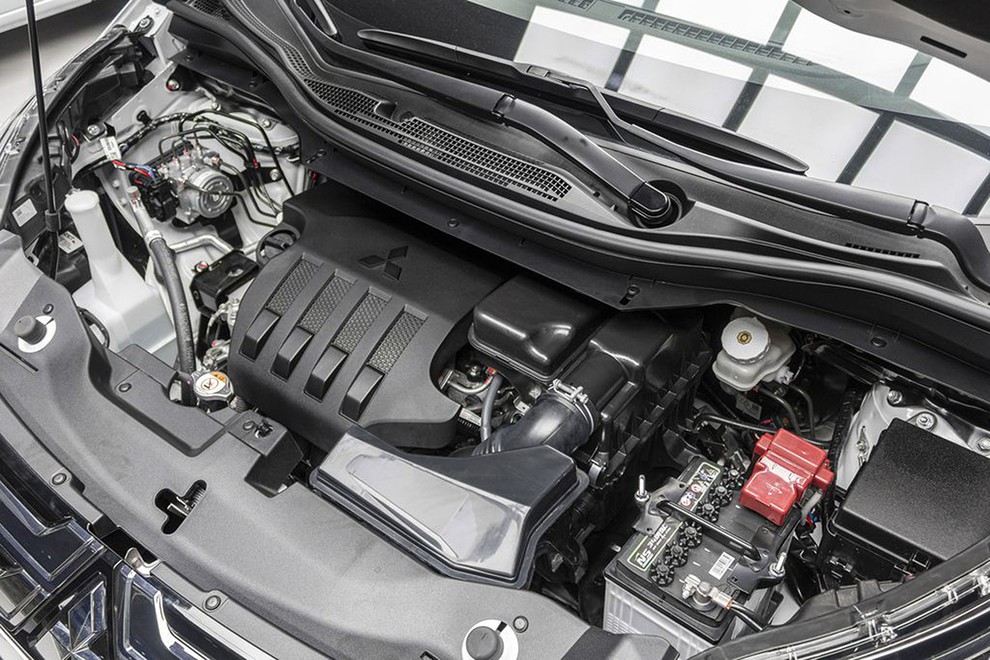 Động cơ xe Mitsubishi Xpander 2020