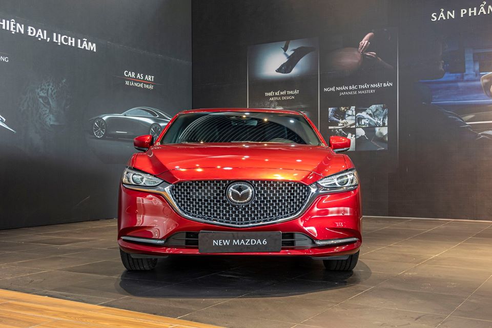 gia xe Mazda 6 2020