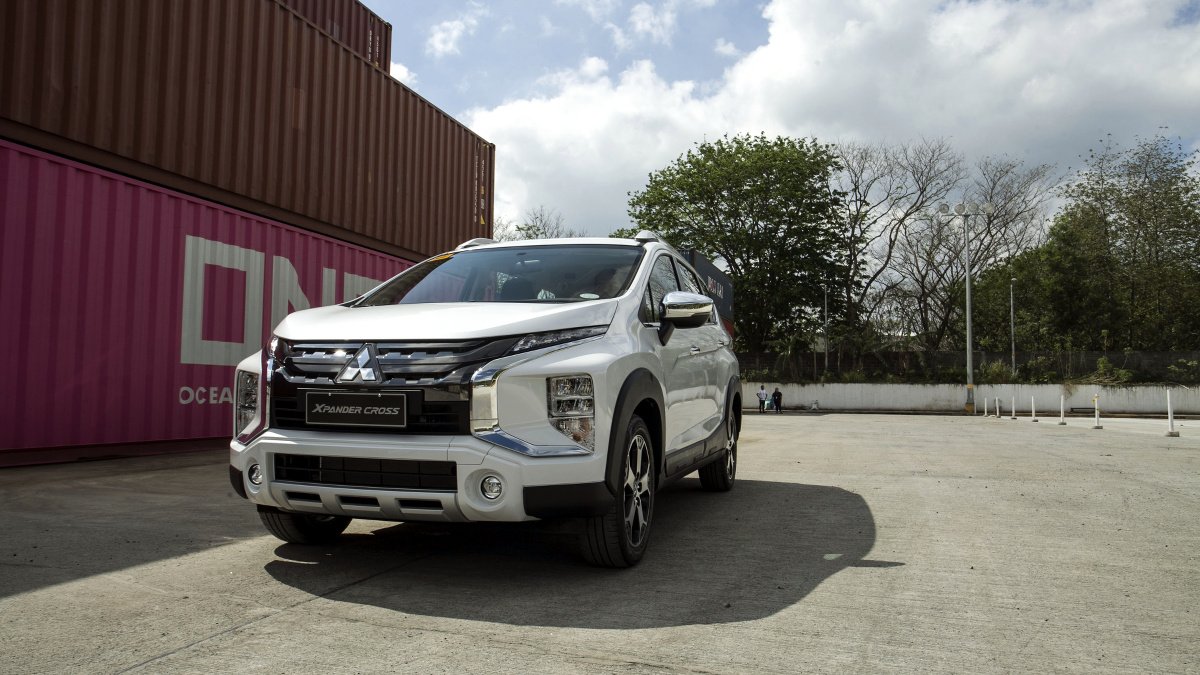 Đầu xe Mitsubishi Xpander Cross