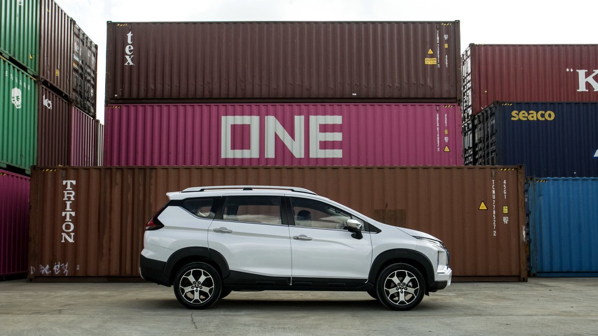 Thân xe Mitsubishi Xpander Cross