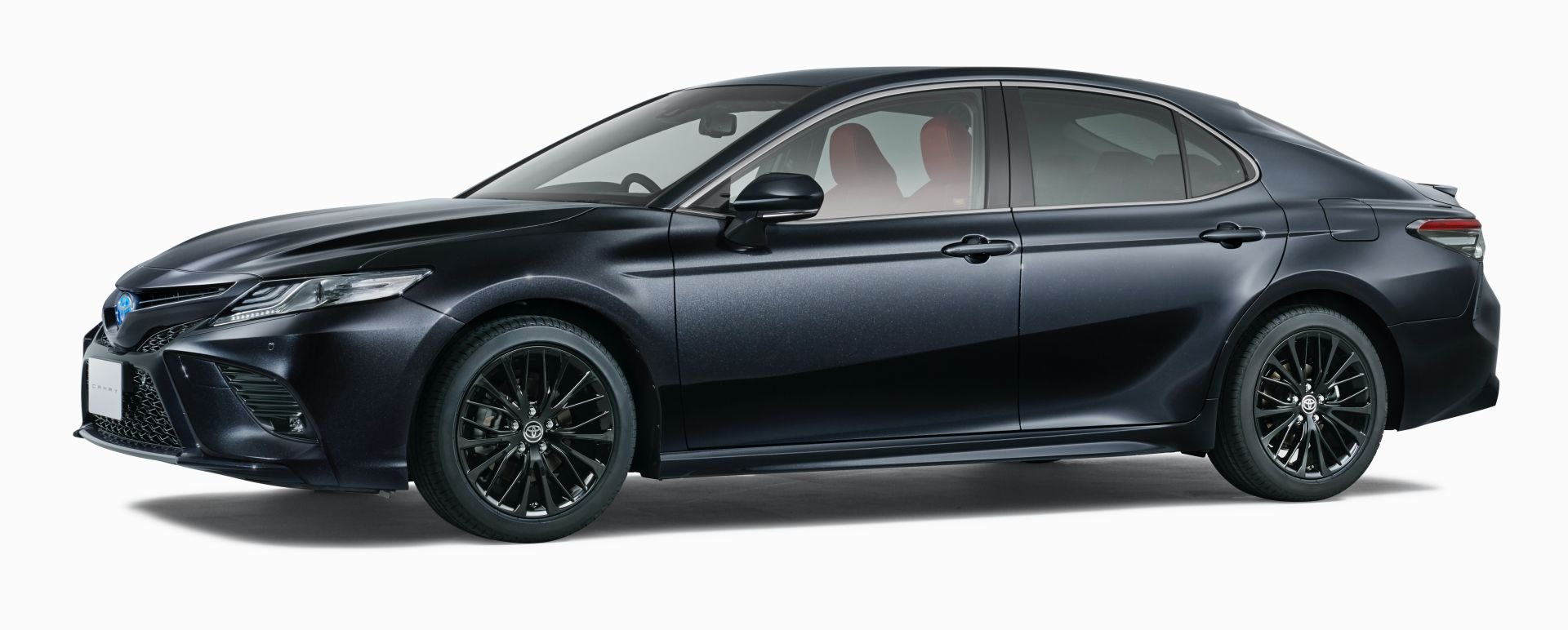 Toyota Camry Black Edition 