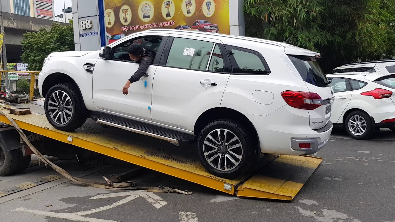 Cứu hộ xe ô tô