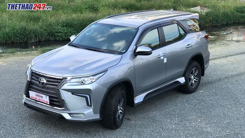 Fortuner độ Lexus 570