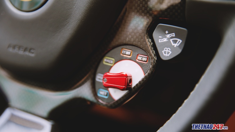 review-ferrari-488