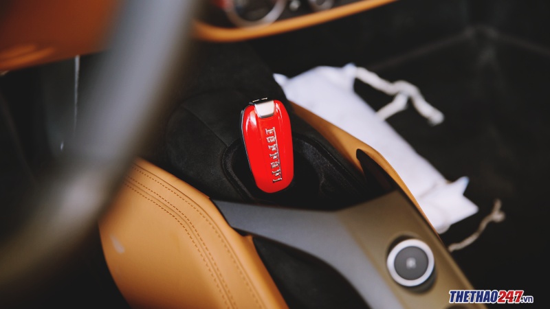 review-ferrari-488