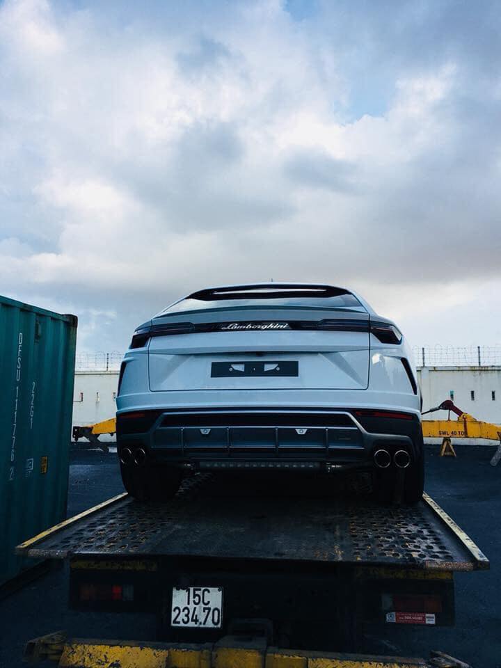 lamborghini urus