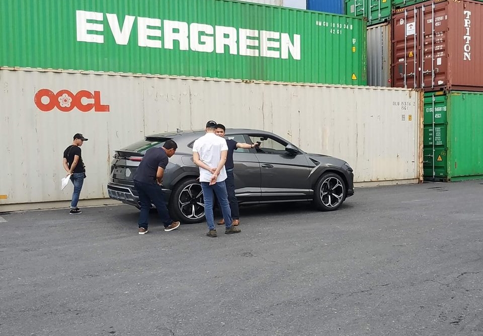lamborghini urus