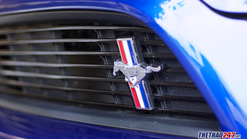 danh gia ford mustang