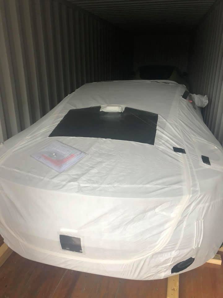 aston martin, chính hãng, việt nam
