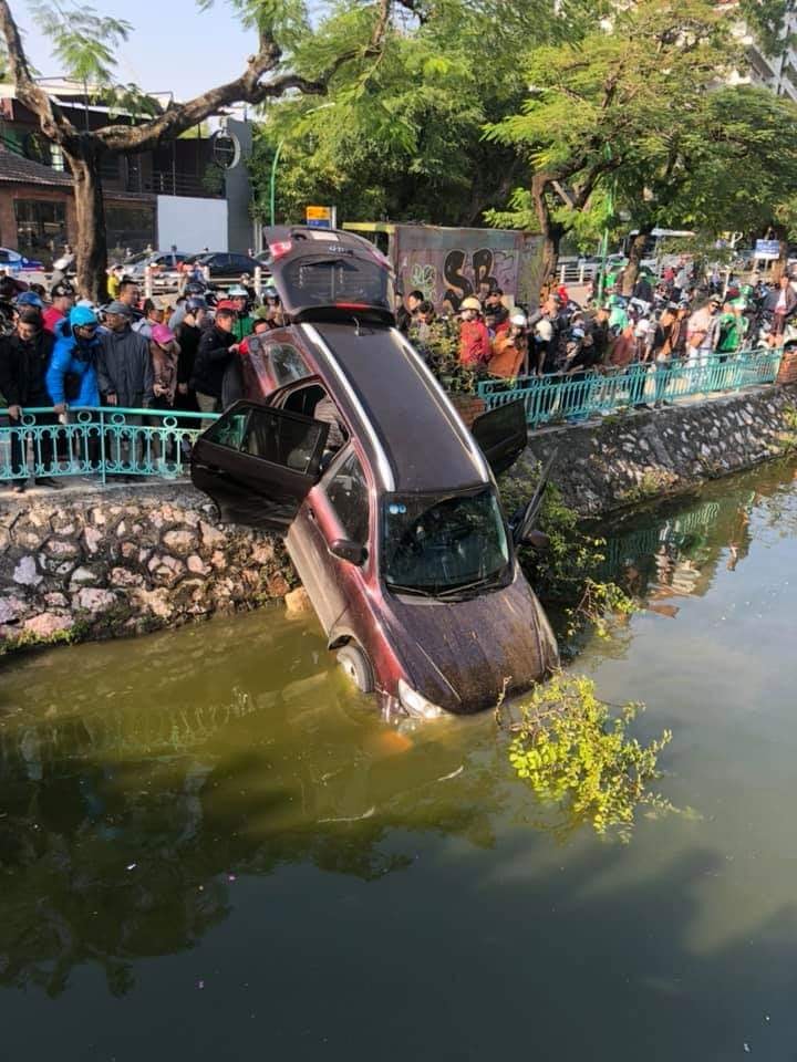 santafesa, santafe 2019, bảng giá xe hyundai