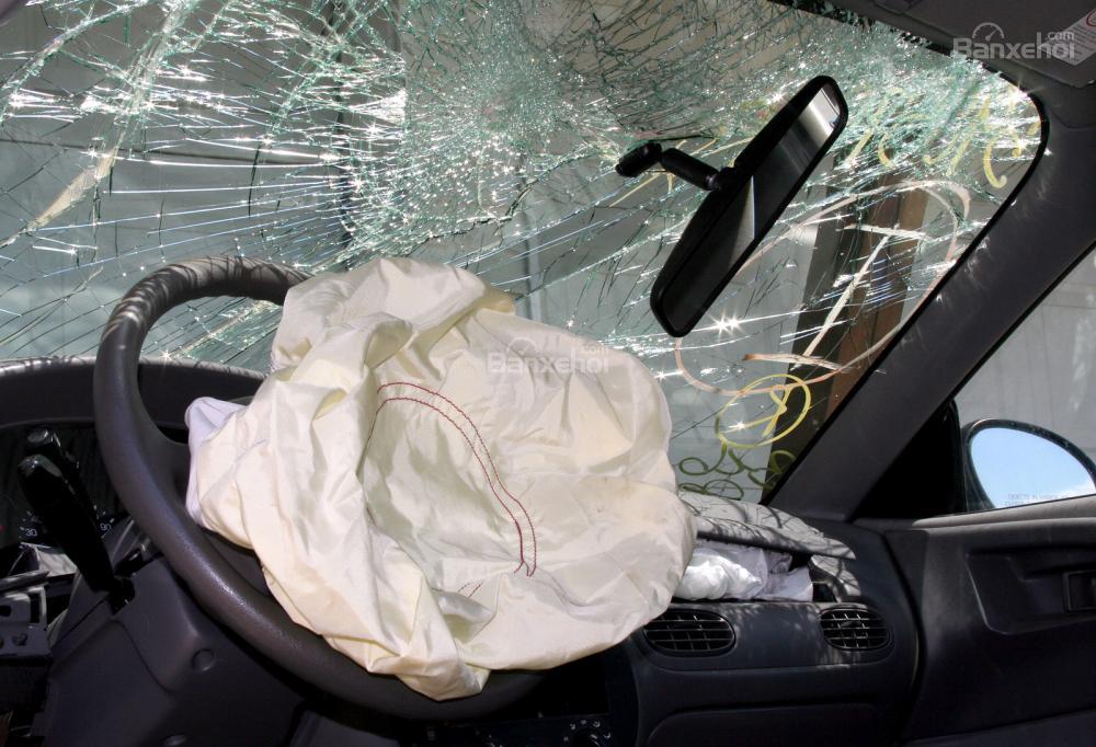 túi khí, takata, toyota triệu hồi