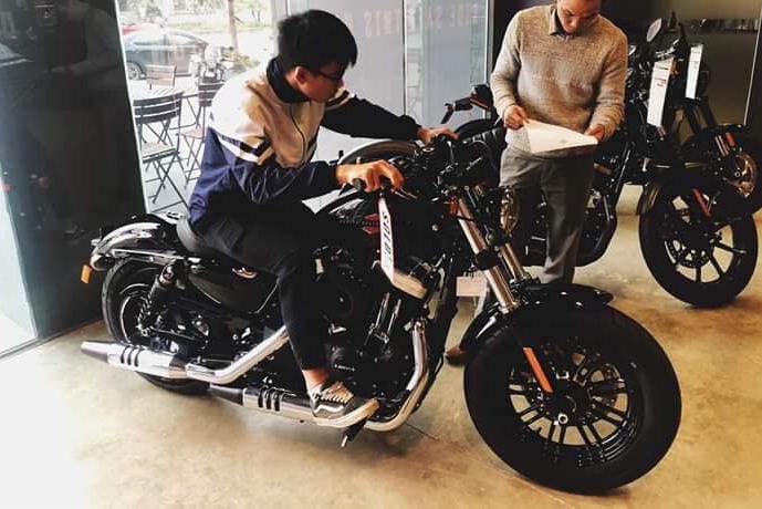 harley davidson, bố tặng, học sinh