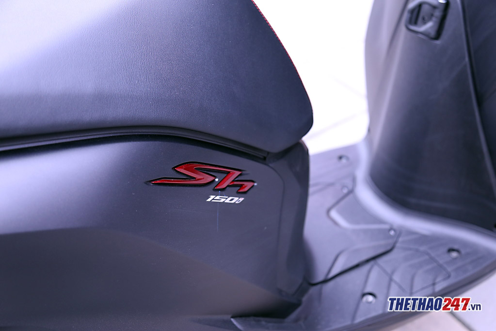 honda sh, giá honda sh tháng 12, honda sh đen mờ