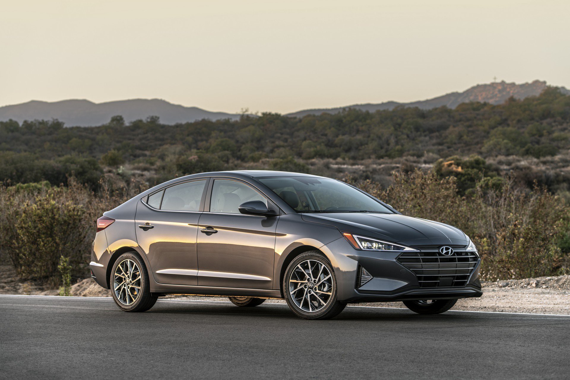 elantra 2019, hyundai, elantra mới