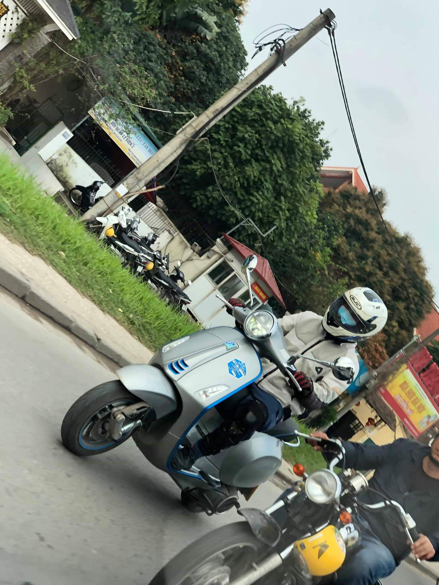 vespa, xe điện, vinfast klara