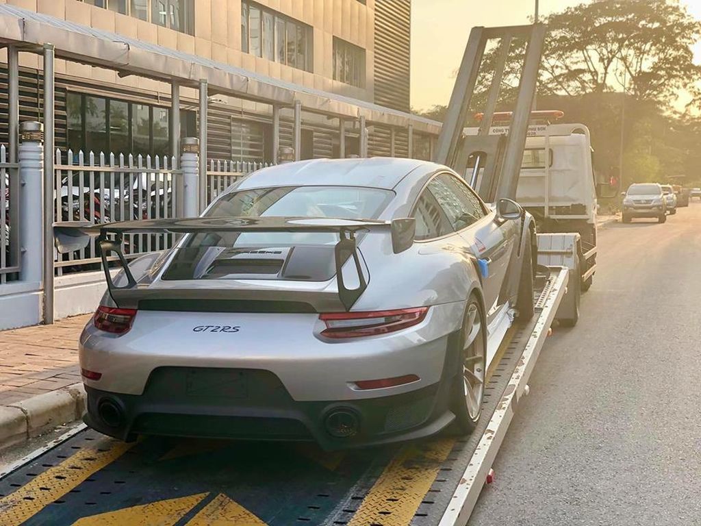 porsche 911, đặng lê nguyên vũ, siêu xe của đặng lê nguyên vũ