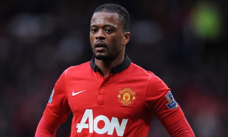 evra lieu co tro lai manchester united
