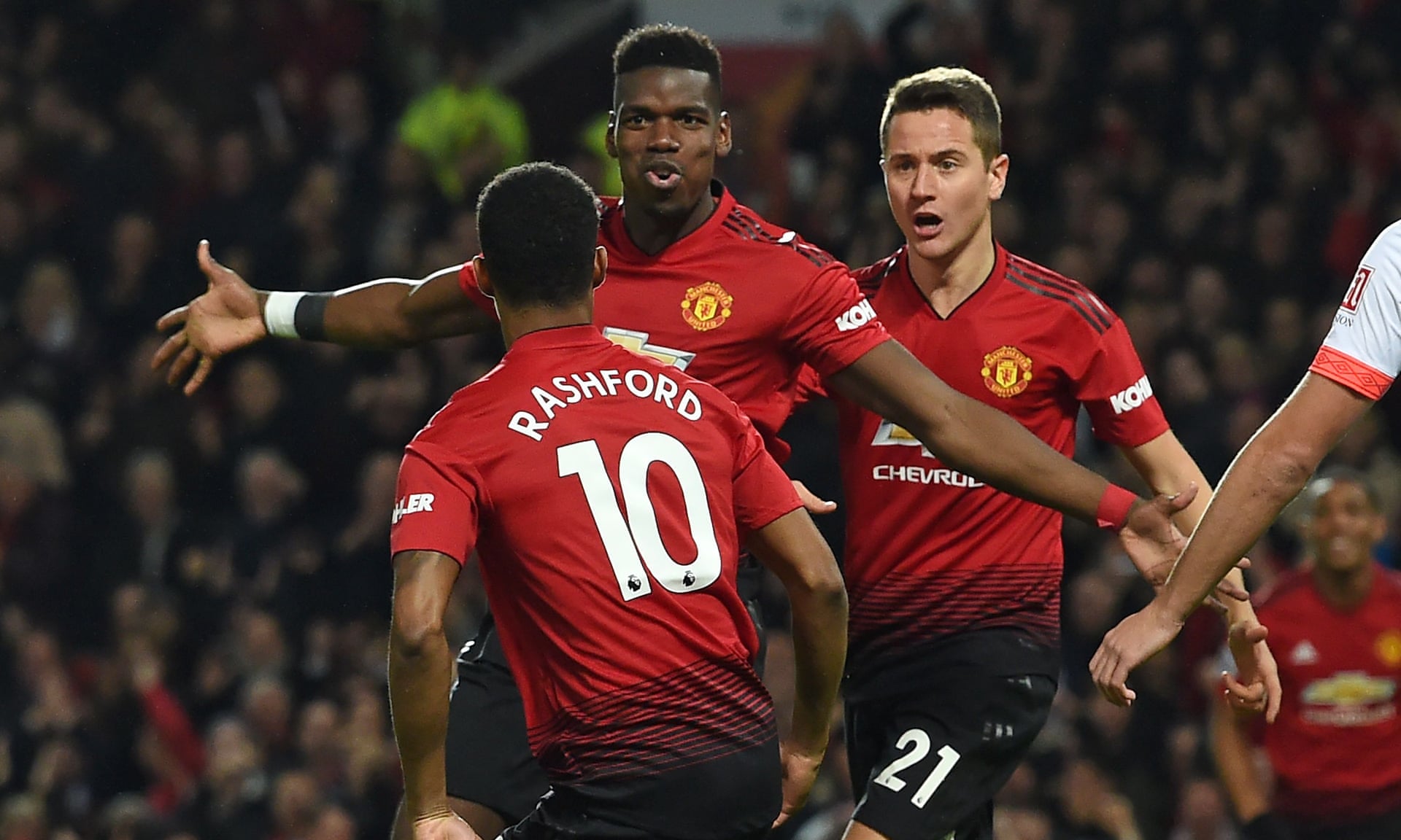 Ngoại hạng Anh, MU, Pogba, Mourinho, Bailly