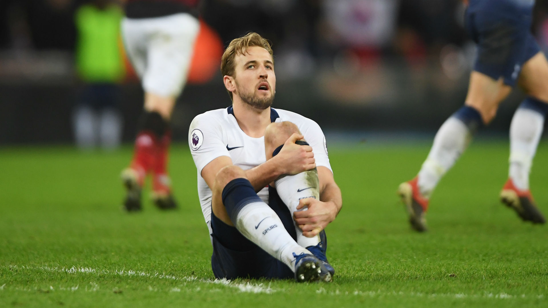 Heung Ming-son,son,Kane,kane chấn thương,Tottenham, kết quả Tottenham-mu, De gea 