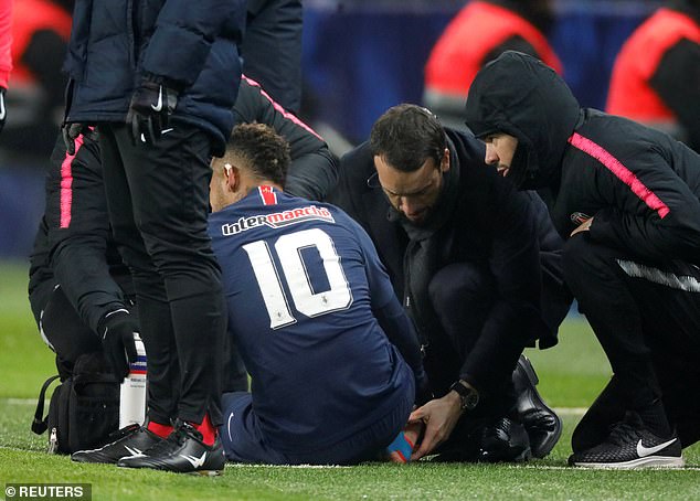 Neymar, Neymar chấn thương, Neymar mất trận MU, PSG, MU, Neymar MU, Neymar PSG, 