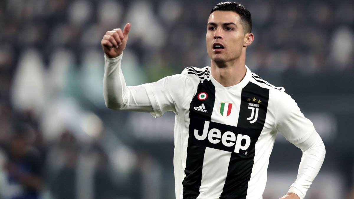 ronaldo, messi, top 20 VĐV nổi tiếng, cầu thủ nổi tiếng, ronaldo nổi hơn messi, ronaldo messi, pogba, neymar, mabbape