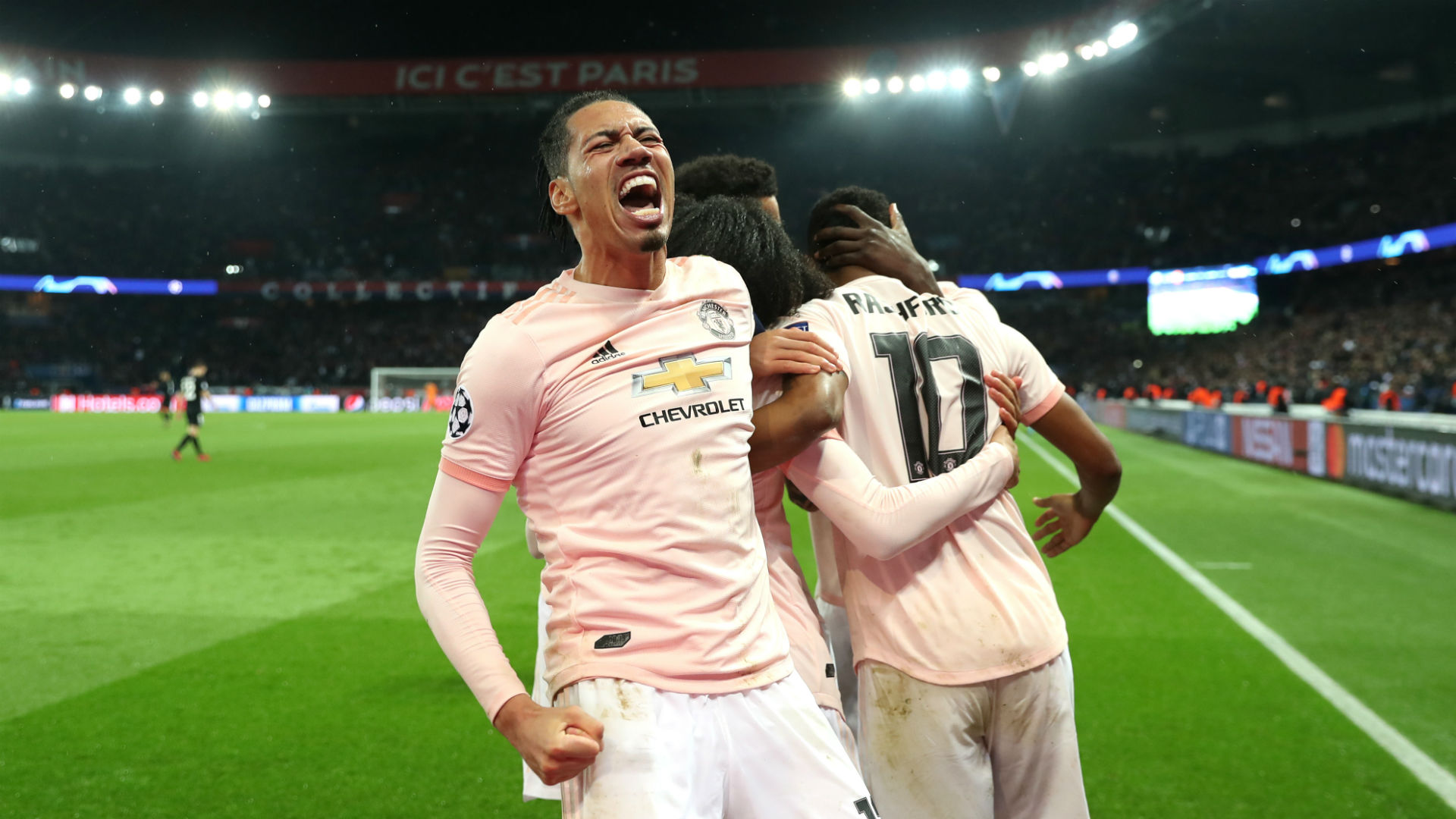 MU vs Barca, Smalling, Samlling MU, Champions League, tứ kết champions league, c1, cúp c1, MU, Man Utd vs Barcelona