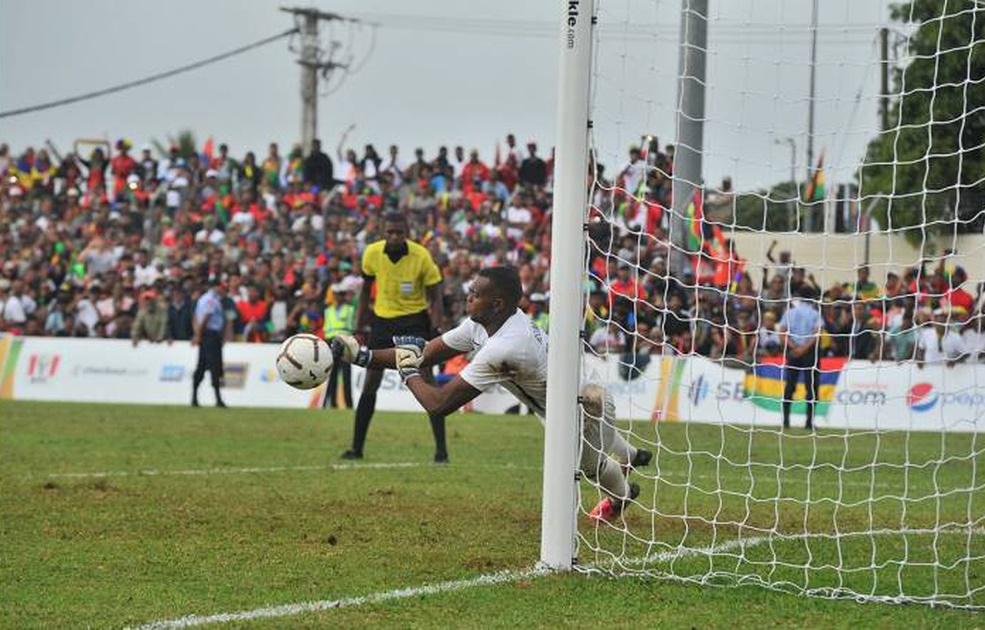 penalty, penalty kỳ lạ, penalty hài hước, Maurice, La Reunion, luân lưu kỳ lạ, đại hội thể thao, jioi,