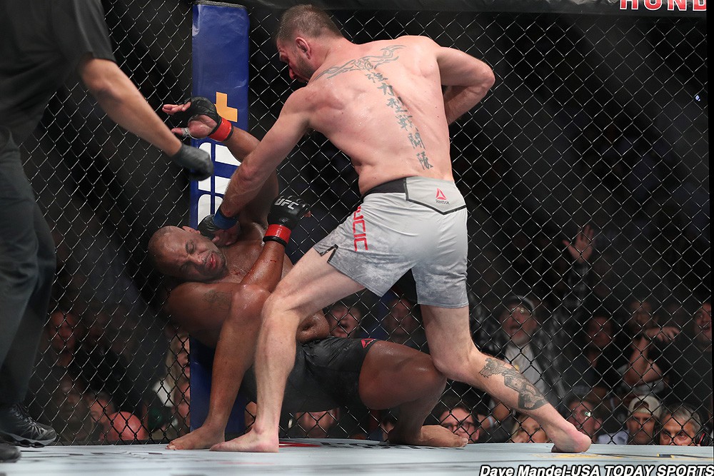 ufc, Stipe Miocic, Daniel Cormier, võ, vô địch ufc, hạng nặng ufc, đánh võ, tay đấm ufc, knock out, võ thuật,