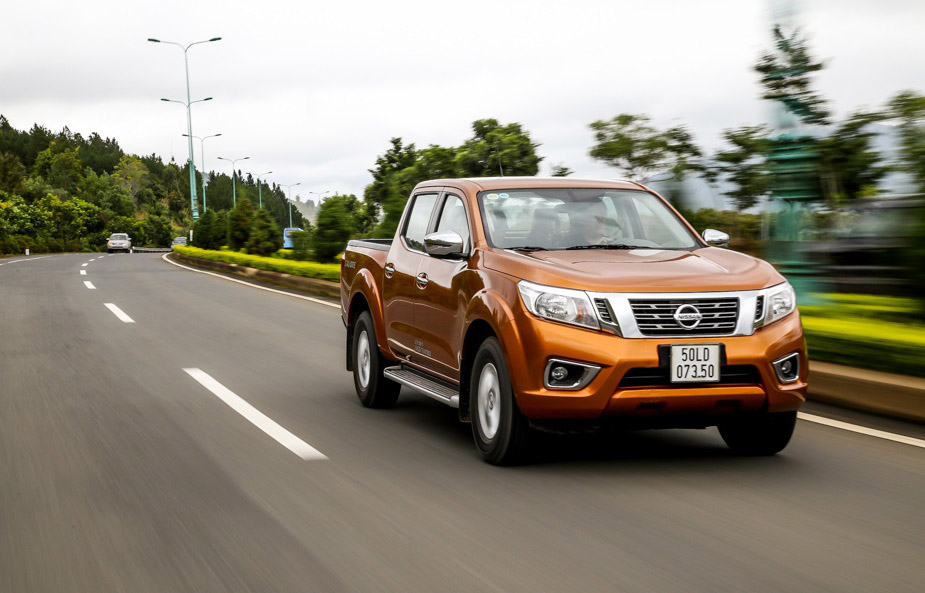 bi mat dang sau su em ai cua Nissan Navara EL