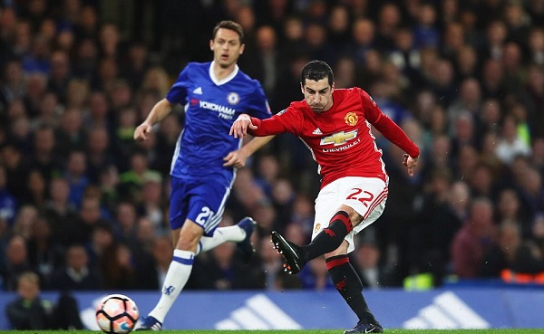 Chelsea tiễn Man Utd rời Cup FA