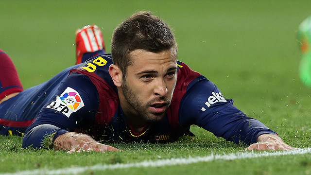  Jordi Alba đang dần đánh mất vị trí tại Barcelona