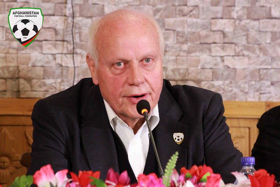 HLV Otto Pfister đánh giá cao tài năng của Lương Xuân Trường