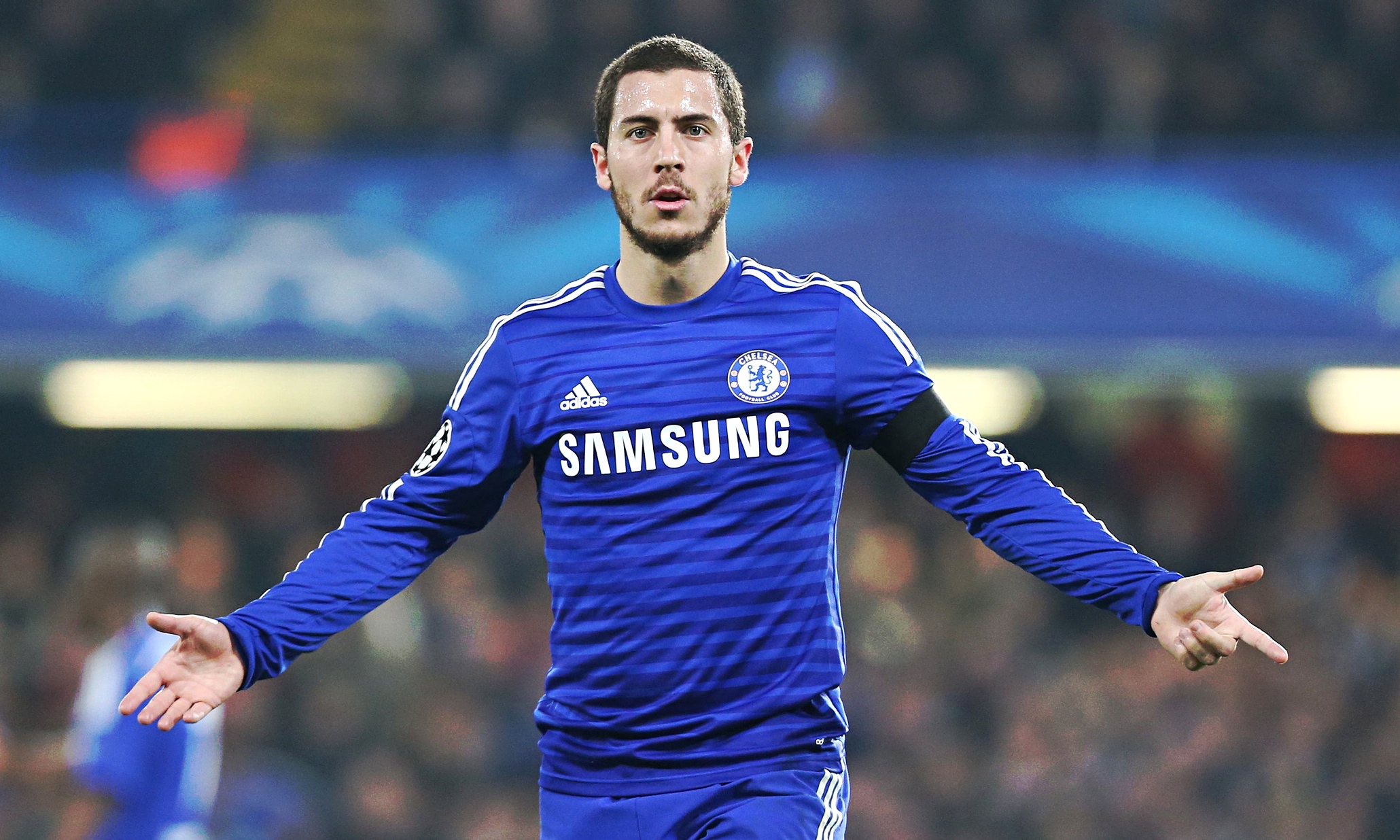 HLV Conte khẳng định, sẽ giữ chân bằng được Eden Hazard