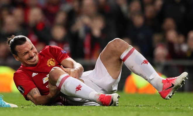 Ibrahimovic, Ibrahimovic chấn thương, Ibrahimovic nghỉ thi đấu, Ibrahimovic gặp chấn thương nặng