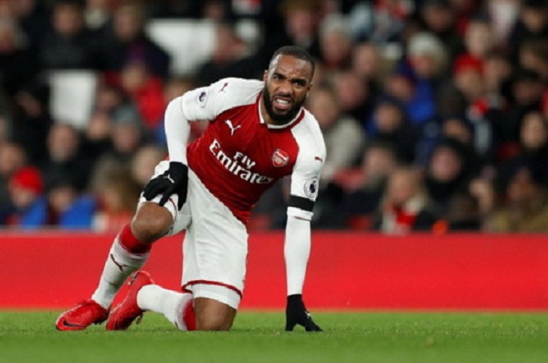 Alexandre Lacazette, Alexandre Lacazette chấn thương, Alexandre Lacazette nghỉ đại chiến MU, Arsenal vs MU