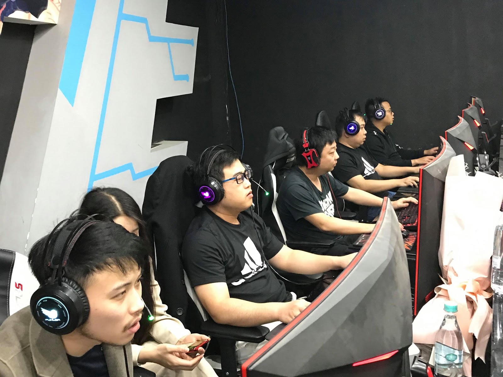 AOE, Giao hữu AOE, Giao hữu AOE Việt - Trung