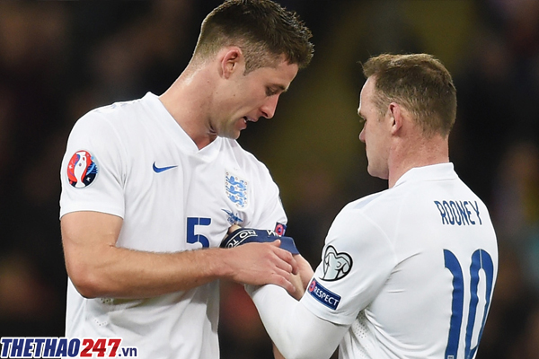 Cahill giữ băng đội trưởng tuyển Anh thay Rooney