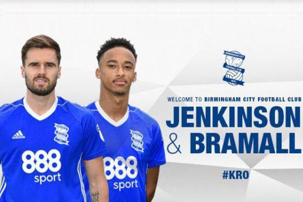 Bộ đôi cầu thủ chia tay Arsenal Bộ đôi cầu thủ chia tay Arsenal